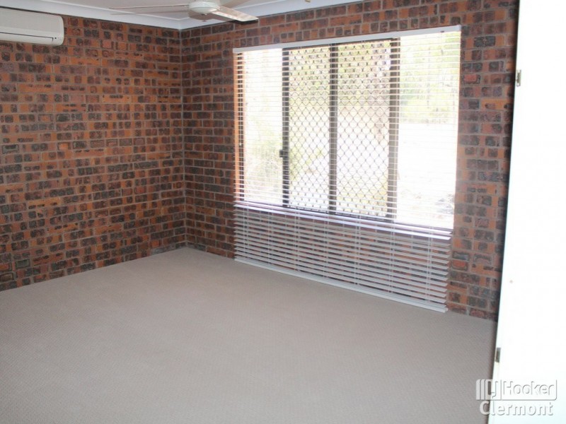 39 Langston Lane, Clermont QLD 4721