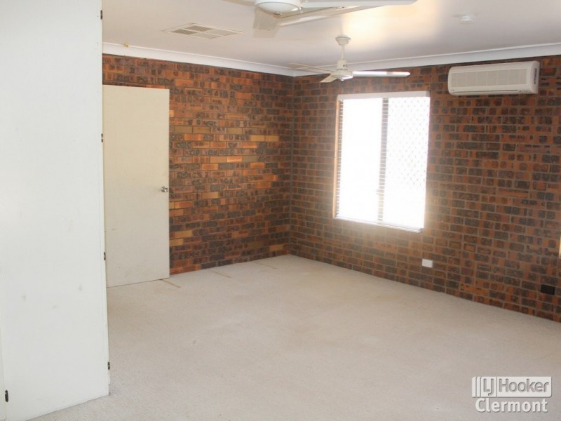 39 Langston Lane, Clermont QLD 4721