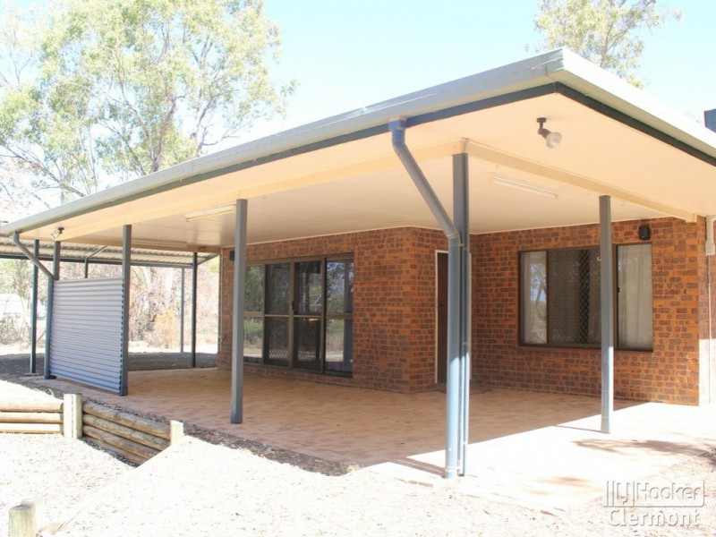 39 Langston Lane, Clermont QLD 4721
