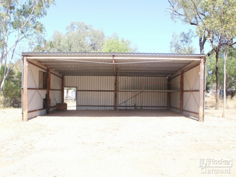 39 Langston Lane, Clermont QLD 4721