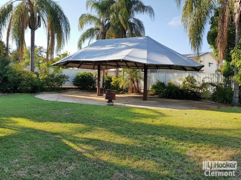 15 Athol Court, Clermont QLD 4721