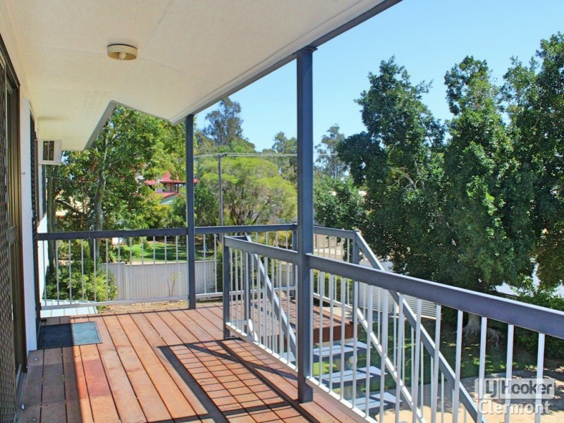 15 Athol Court, Clermont QLD 4721