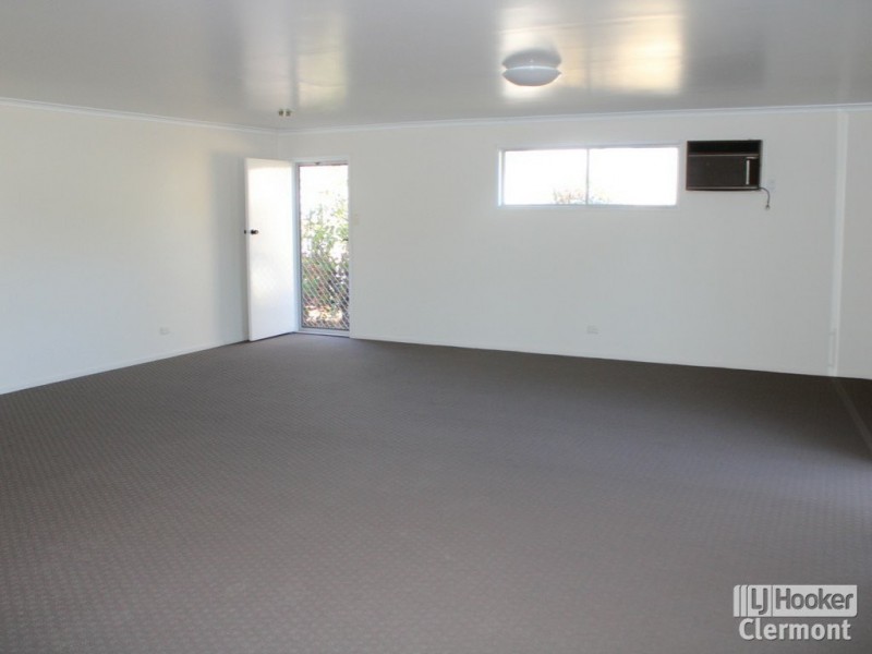 50 Mimosa Street, Clermont QLD 4721
