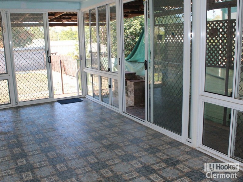 50 Mimosa Street, Clermont QLD 4721