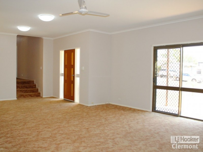 1 Derrett Court, Clermont QLD 4721