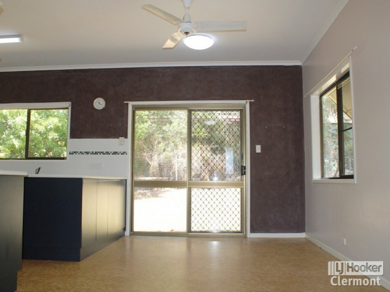 1 Derrett Court, Clermont QLD 4721