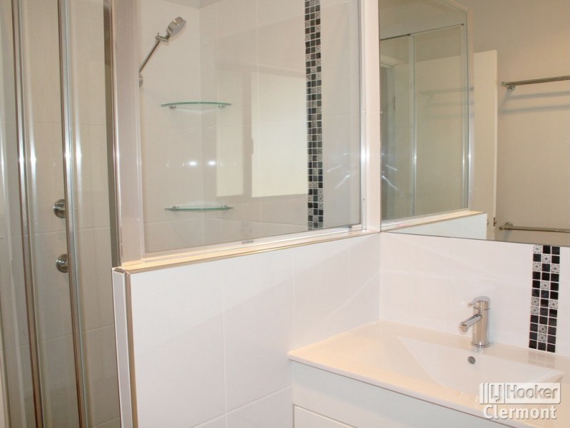 1 Derrett Court, Clermont QLD 4721