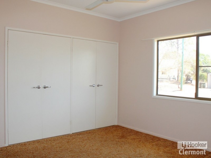 1 Derrett Court, Clermont QLD 4721