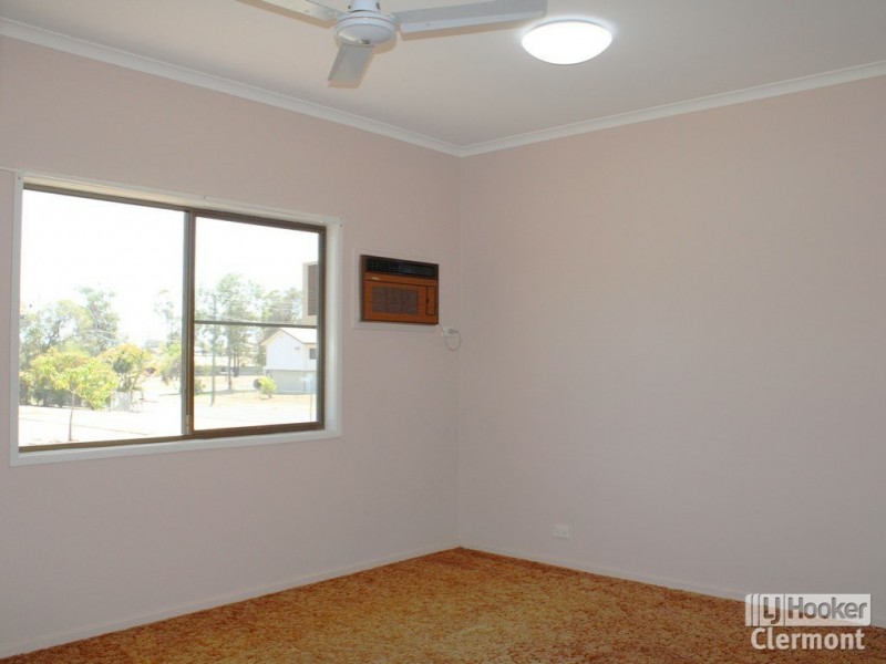 1 Derrett Court, Clermont QLD 4721