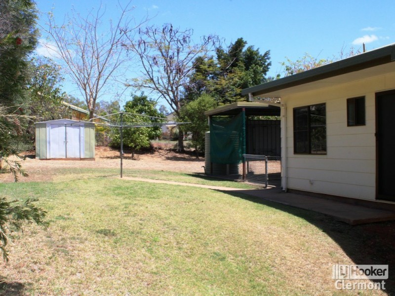 1 Derrett Court, Clermont QLD 4721