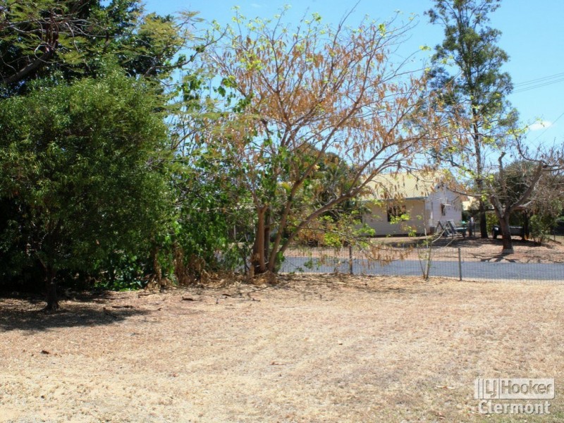 1 Derrett Court, Clermont QLD 4721