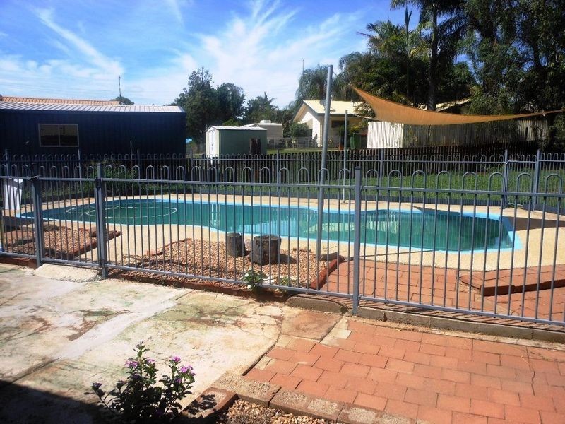 13 Athol Court, Clermont QLD 4721