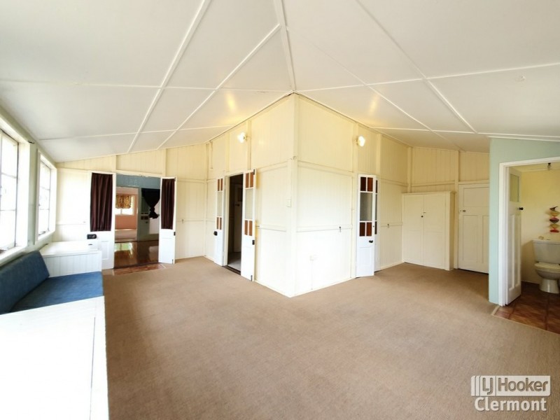 23 Capella Street, Clermont QLD 4721