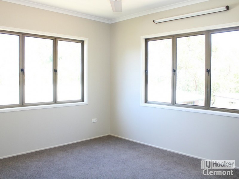 3 Haig Street, Clermont QLD 4721