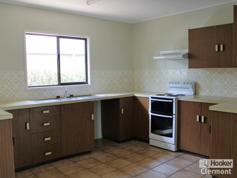 73 Francis Street, Clermont QLD 4721