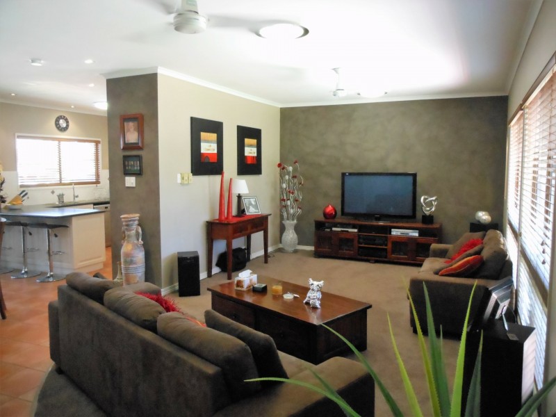 36 Blamey Court, Clermont QLD 4721