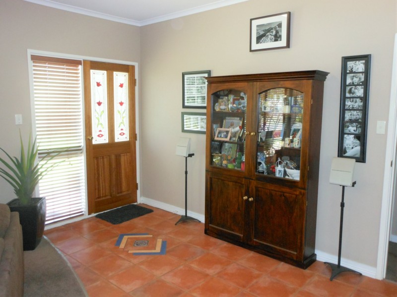 36 Blamey Court, Clermont QLD 4721