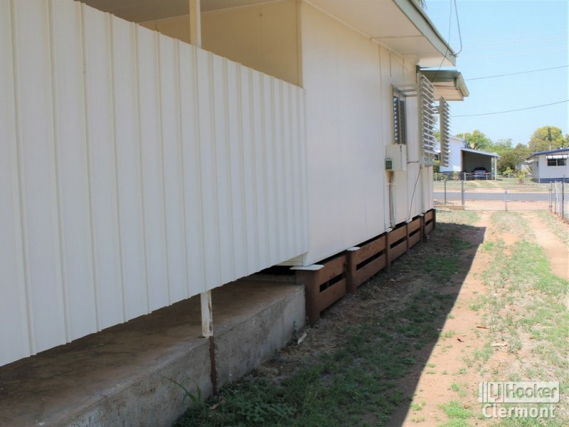 46 Monash Street, Clermont QLD 4721