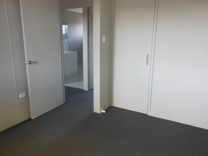 Unit 2/33 Tropic Street, Clermont QLD 4721
