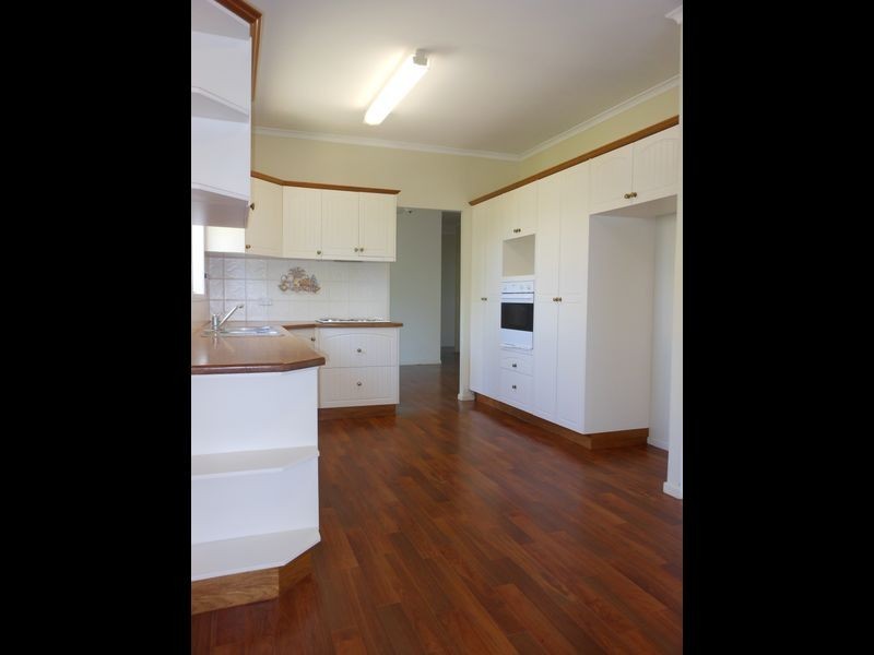 9 Lime Street, Clermont QLD 4721