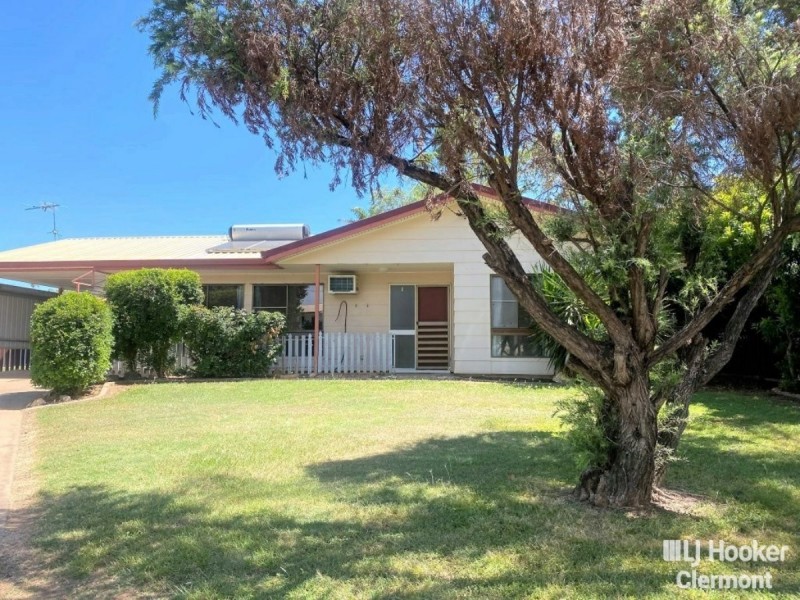 13 Athol Court, Clermont QLD 4721