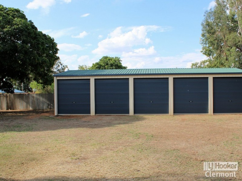 12 French Street, Clermont QLD 4721