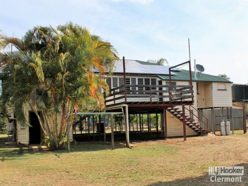 12 French Street, Clermont QLD 4721