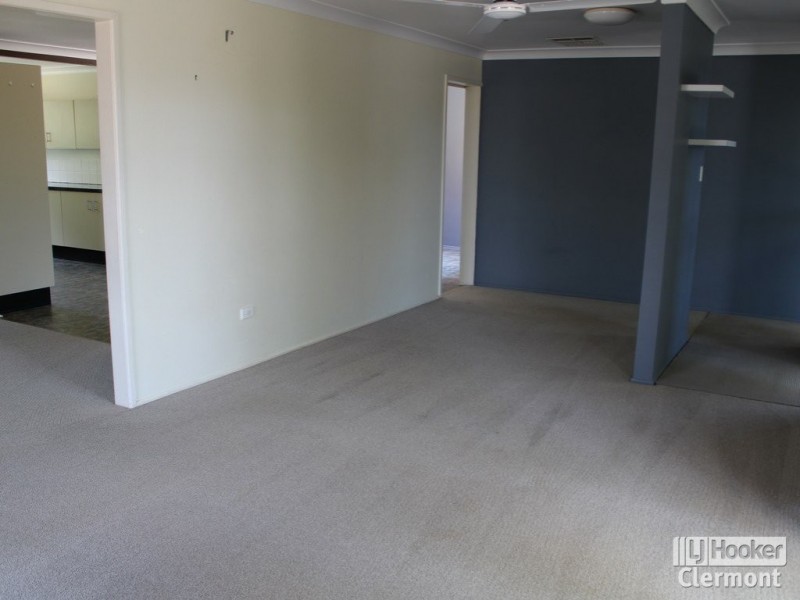 31 Douglass Street, Clermont QLD 4721
