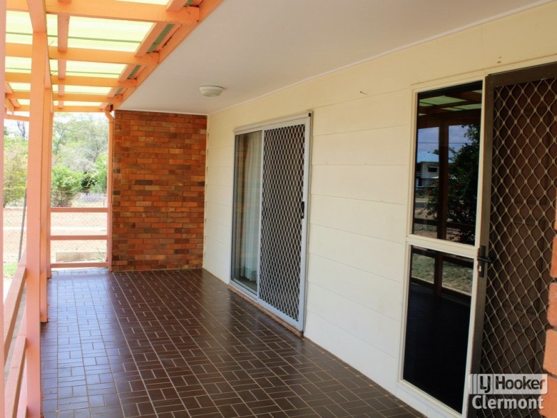 31 Douglass Street, Clermont QLD 4721