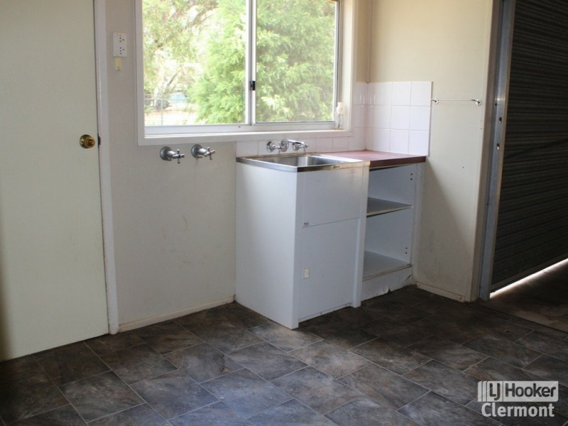 31 Douglass Street, Clermont QLD 4721