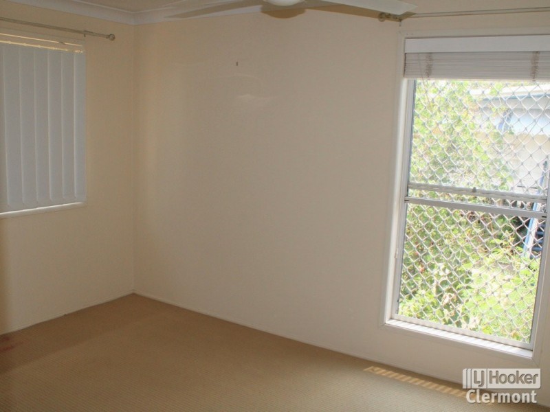 31 Douglass Street, Clermont QLD 4721