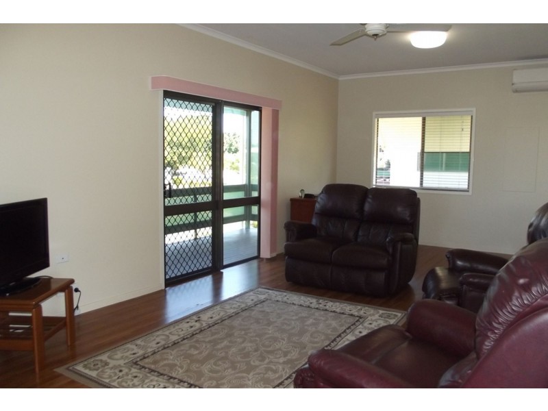6 Mimosa Street, Clermont QLD 4721