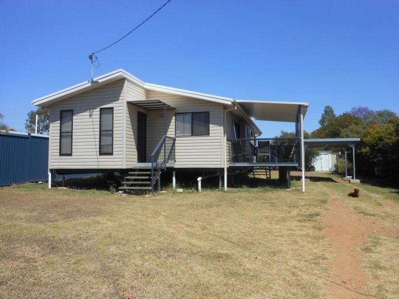 36 East Street, Clermont QLD 4721