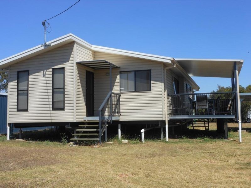 36 East Street, Clermont QLD 4721
