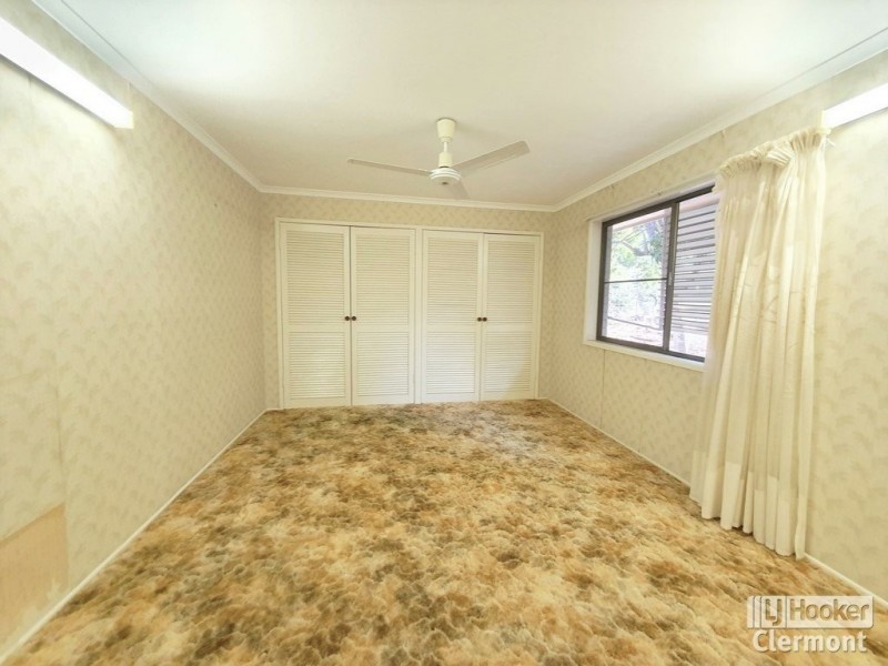 9 Blamey Street, Clermont QLD 4721