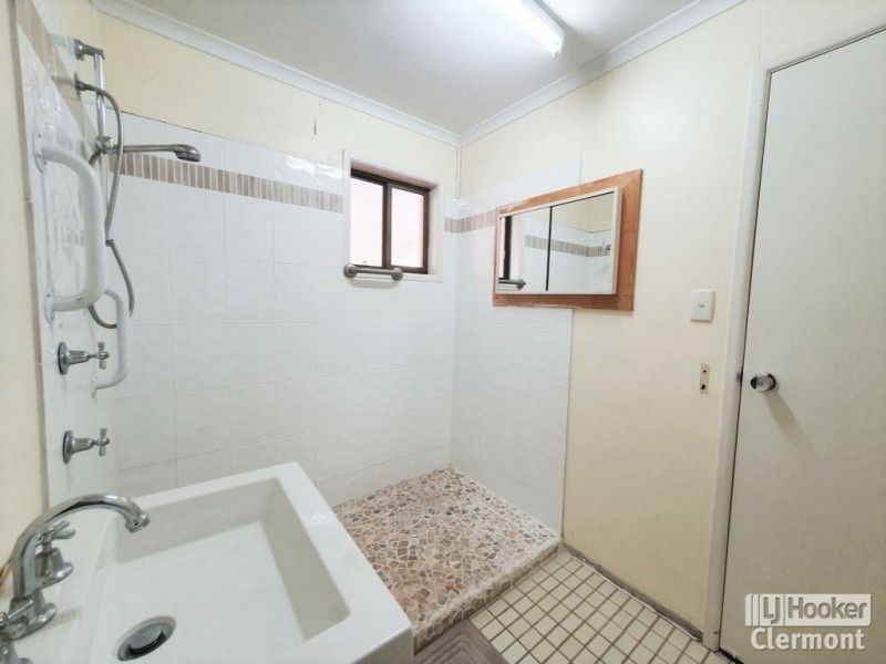 9 Blamey Street, Clermont QLD 4721