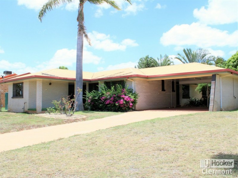 9 Blamey Street, Clermont QLD 4721