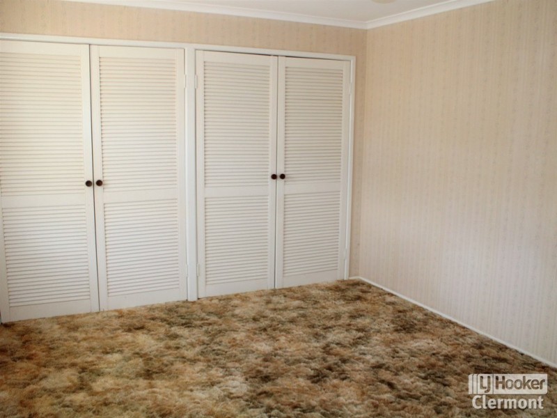 9 Blamey Street, Clermont QLD 4721