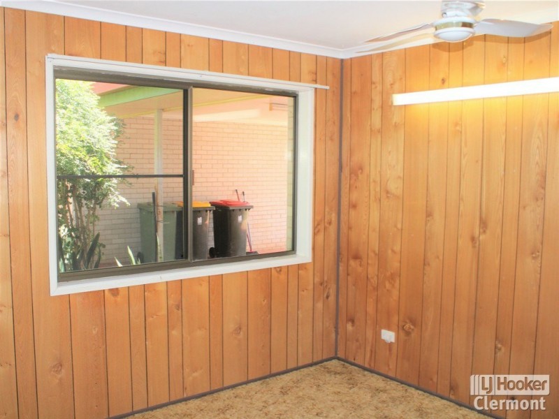 9 Blamey Street, Clermont QLD 4721