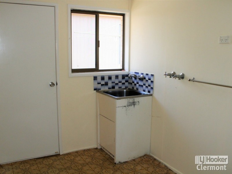 9 Blamey Street, Clermont QLD 4721