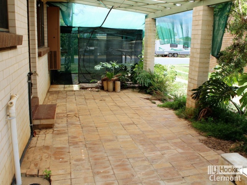 9 Blamey Street, Clermont QLD 4721