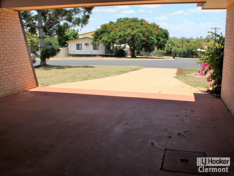 9 Blamey Street, Clermont QLD 4721