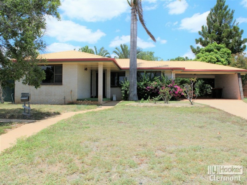 9 Blamey Street, Clermont QLD 4721