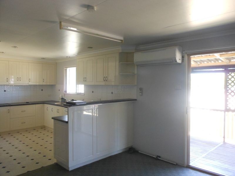 18 Box Street, Clermont QLD 4721