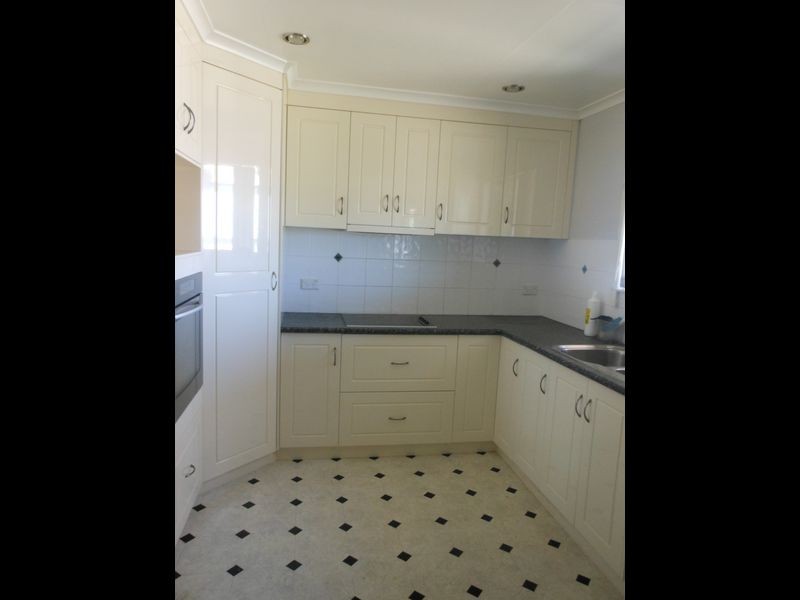 18 Box Street, Clermont QLD 4721