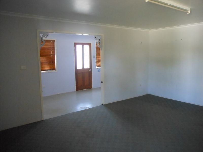 18 Box Street, Clermont QLD 4721