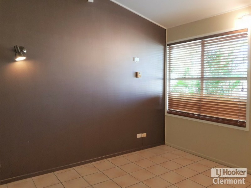 2 Daintree Street, Clermont QLD 4721
