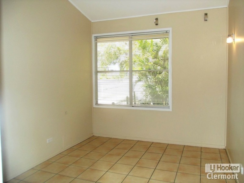 2 Daintree Street, Clermont QLD 4721