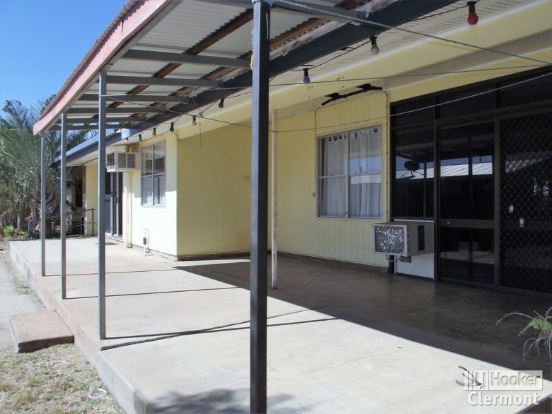2 Daintree Street, Clermont QLD 4721