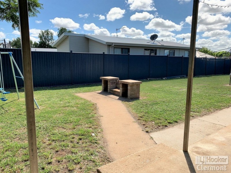 2 Daintree Street, Clermont QLD 4721